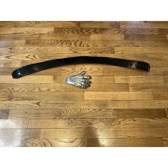 Rare Women's Vintage Thin Metal Italian Elviretta Hand Belt Unique One Size